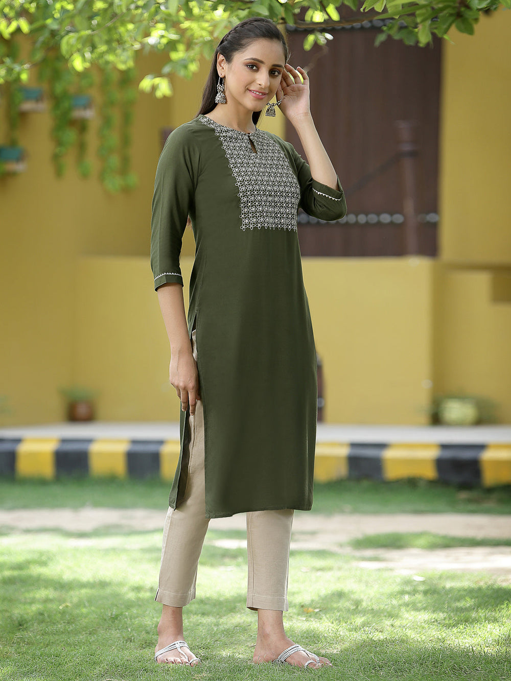 Juniper Green Rayon Festive Embroidered Straight Kurta For Women - Distacart