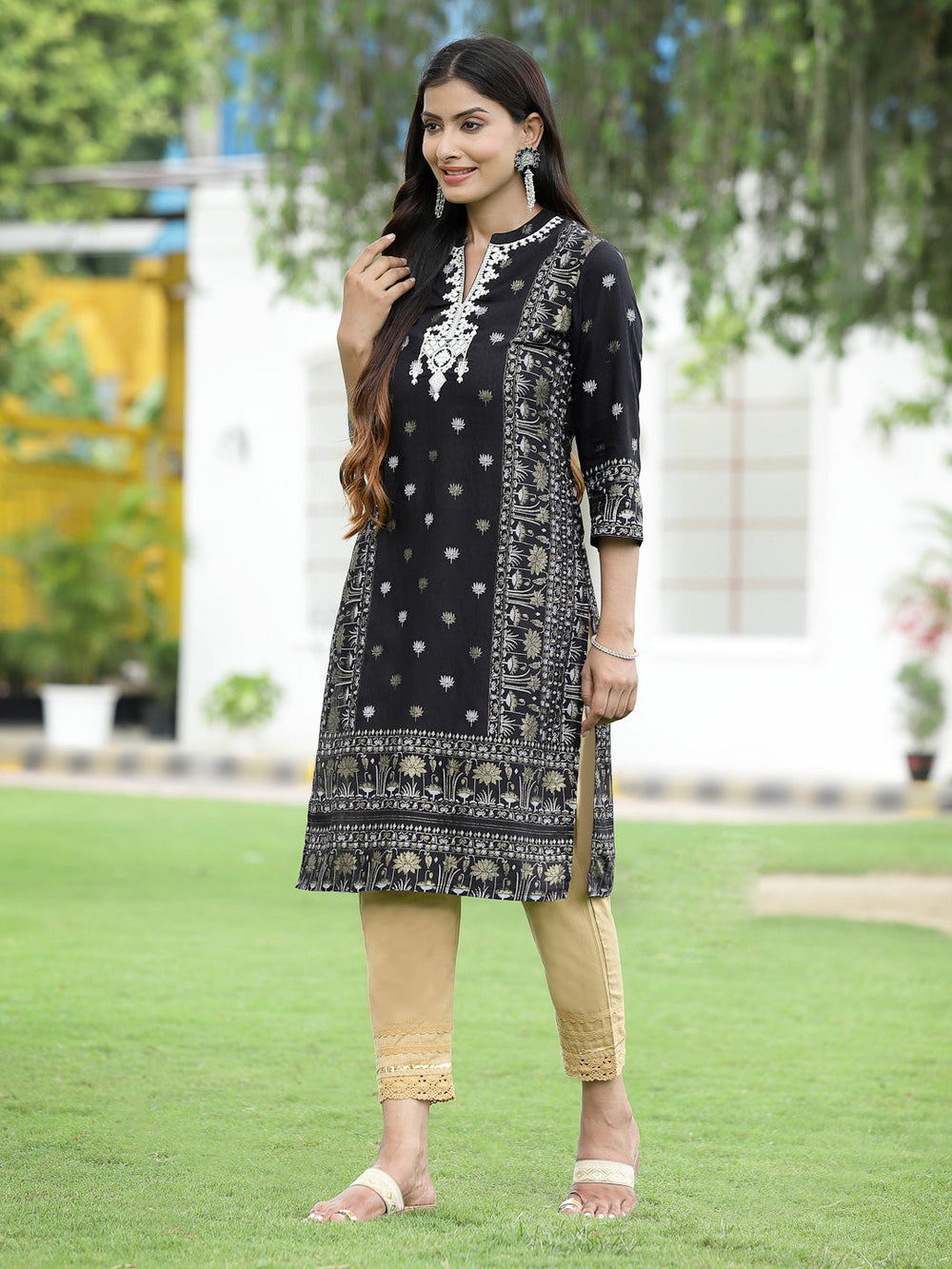 Juniper Women Black Rayon Festive Embroidered Straight Kurta - Distacart