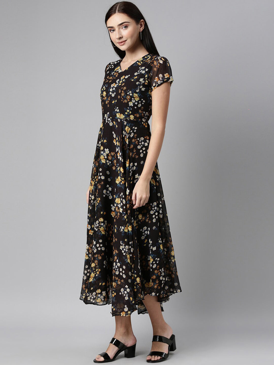 Souchii Women Black Floral Chiffon Maxi Dress - Distacart