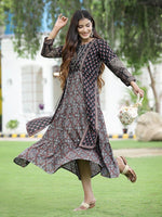 Thumbnail for Juniper Women Black Chanderi Festive Printed Tiered Kurta - Distacart