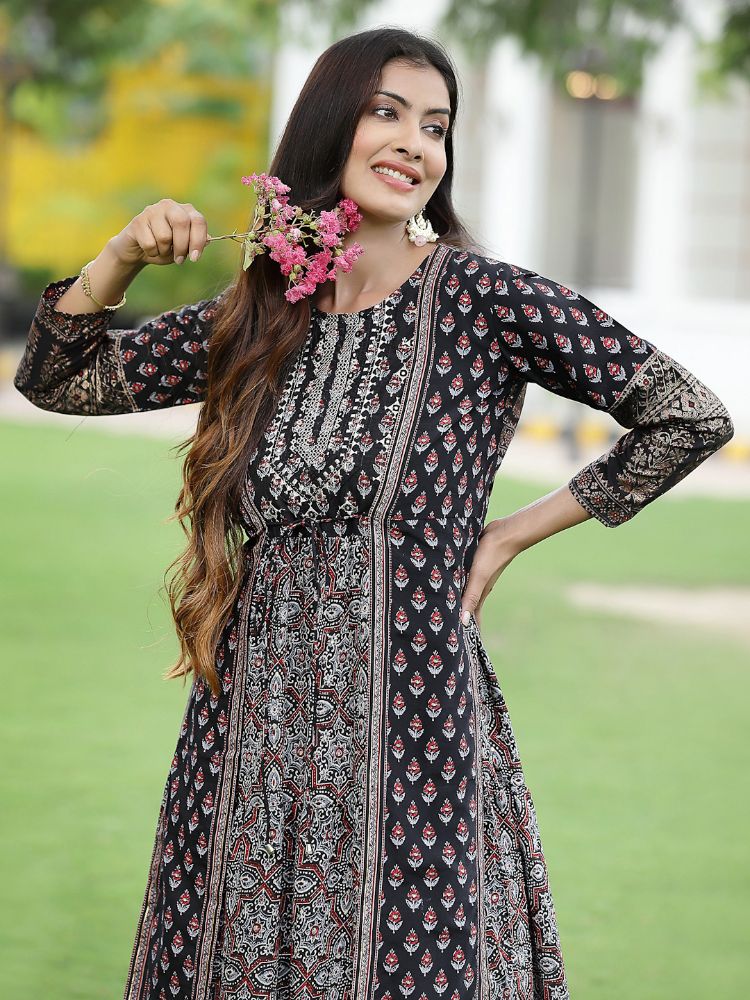Juniper Women Black Chanderi Festive Printed Tiered Kurta - Distacart