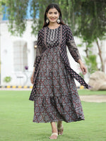 Thumbnail for Juniper Women Black Chanderi Festive Printed Tiered Kurta - Distacart