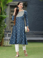 Thumbnail for Juniper Women Indigo Rayon Festive Foil Printed Anarkali Flared Anarkali Kurta - Distacart