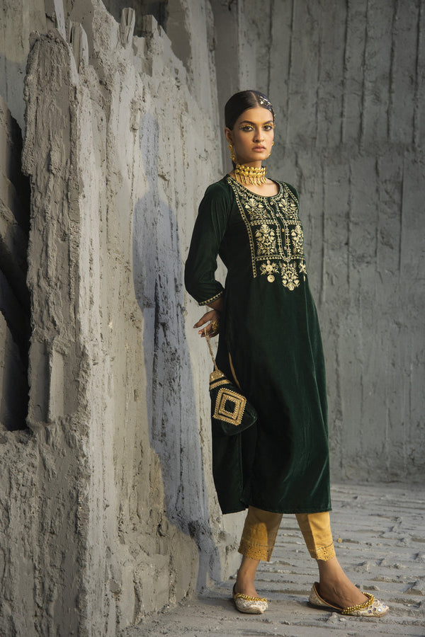 Juniper Green Velvet Festive Solid Embroidered Straight Kurta For Women - Distacart