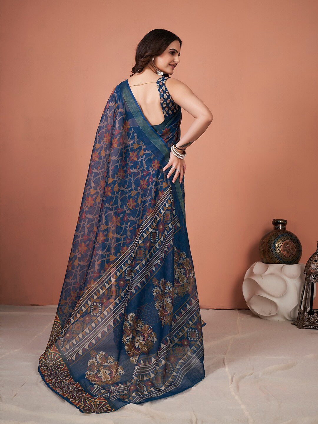 Saree Mall Floral Printed Sarees - Distacart