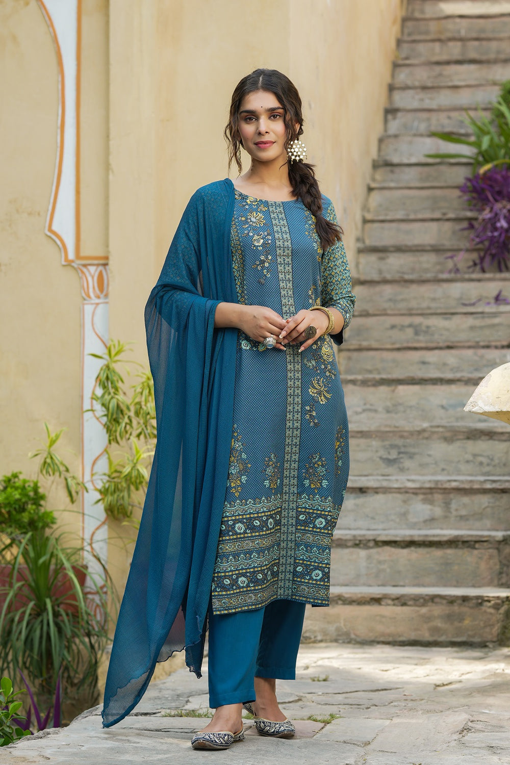 Juniper Indigo Rayon Festive Printed Straight Skd For Women - Distacart