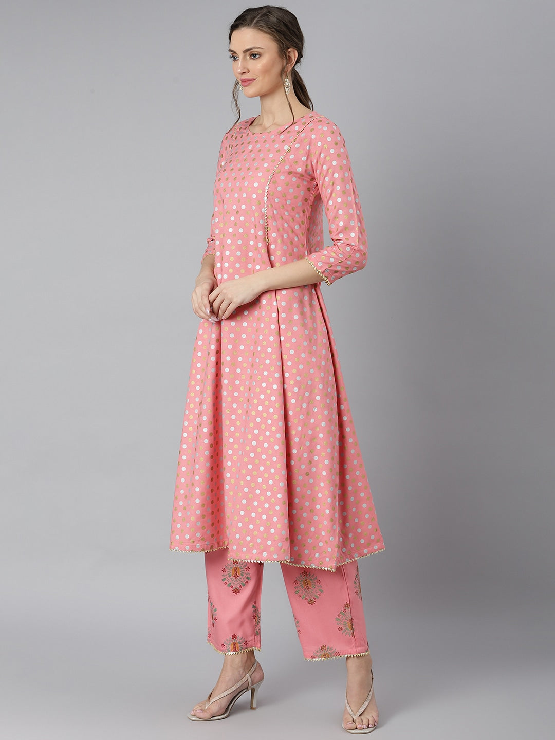 Khushal K Women Pink Printed Panelled Gotta Patti Kurti with Trousers - Distacart