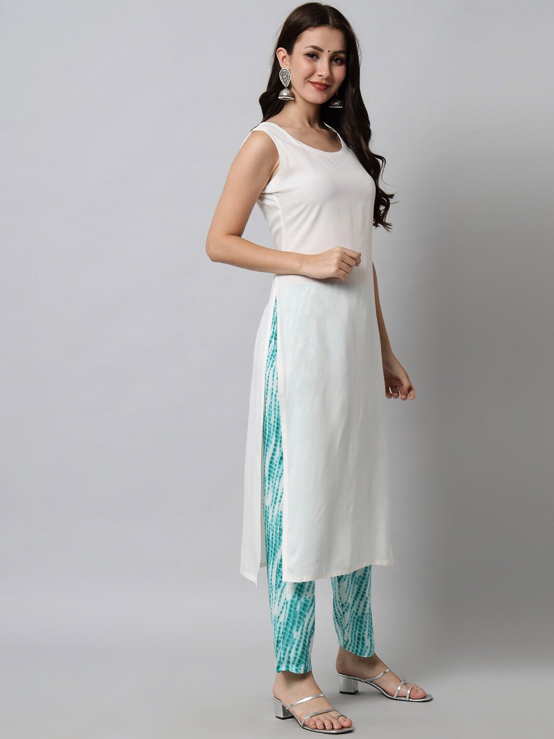 Kalini Women White & Blue Viscose Rayon Straight Kurta with Trousers - Distacart