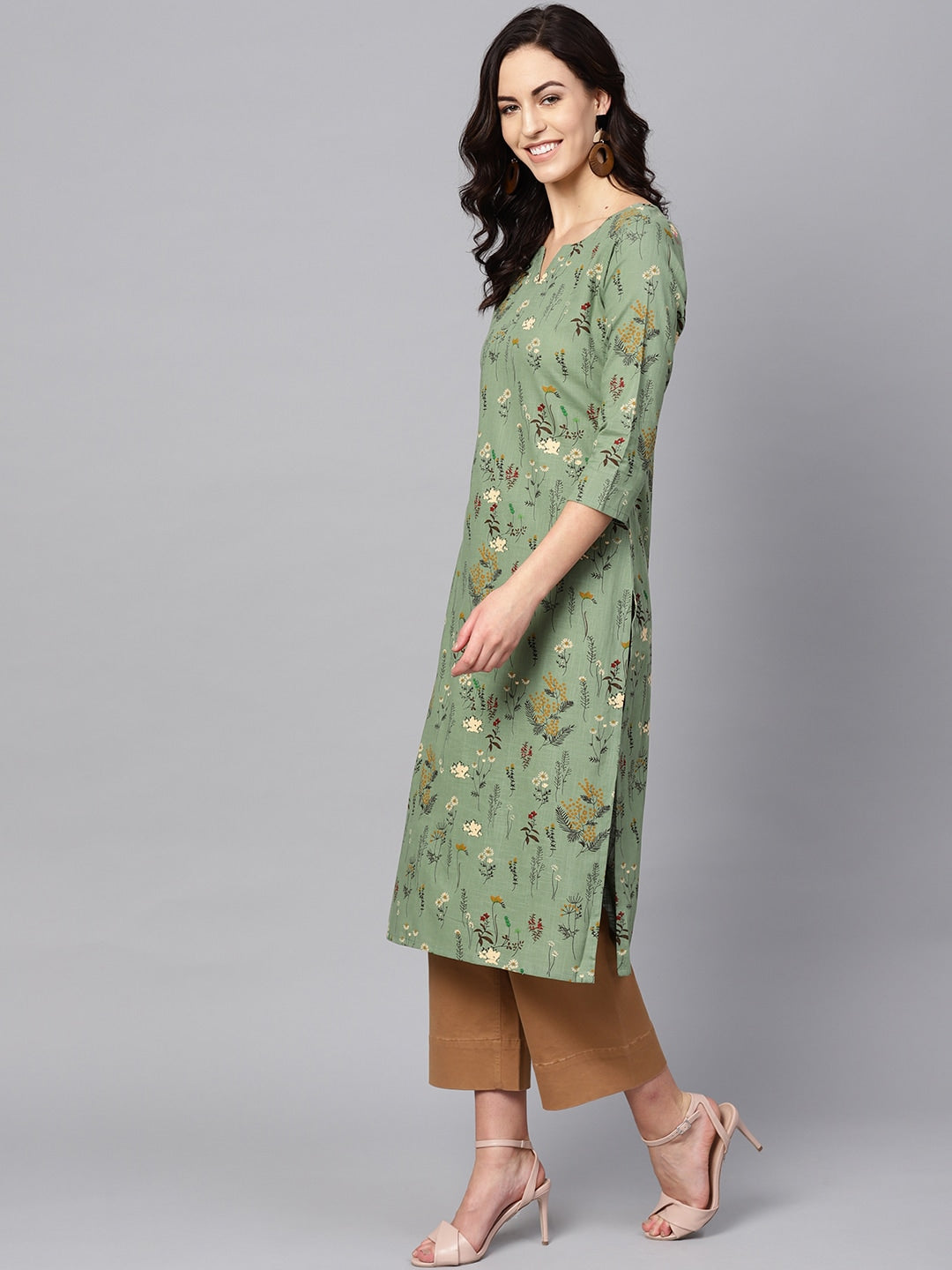 Ahika Women Green & Beige Floral Printed Straight Kurta - Distacart