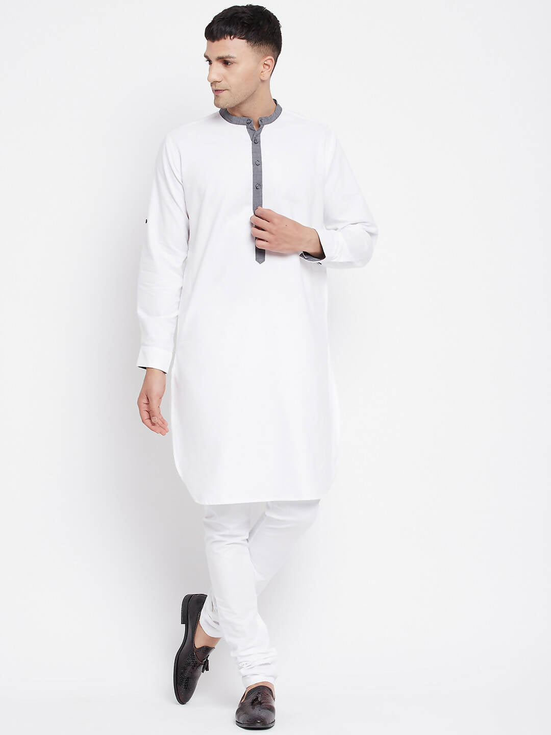 Even Apparels White Pure Cotton Men's Kurta With Contrast Collar And Placket - Distacart