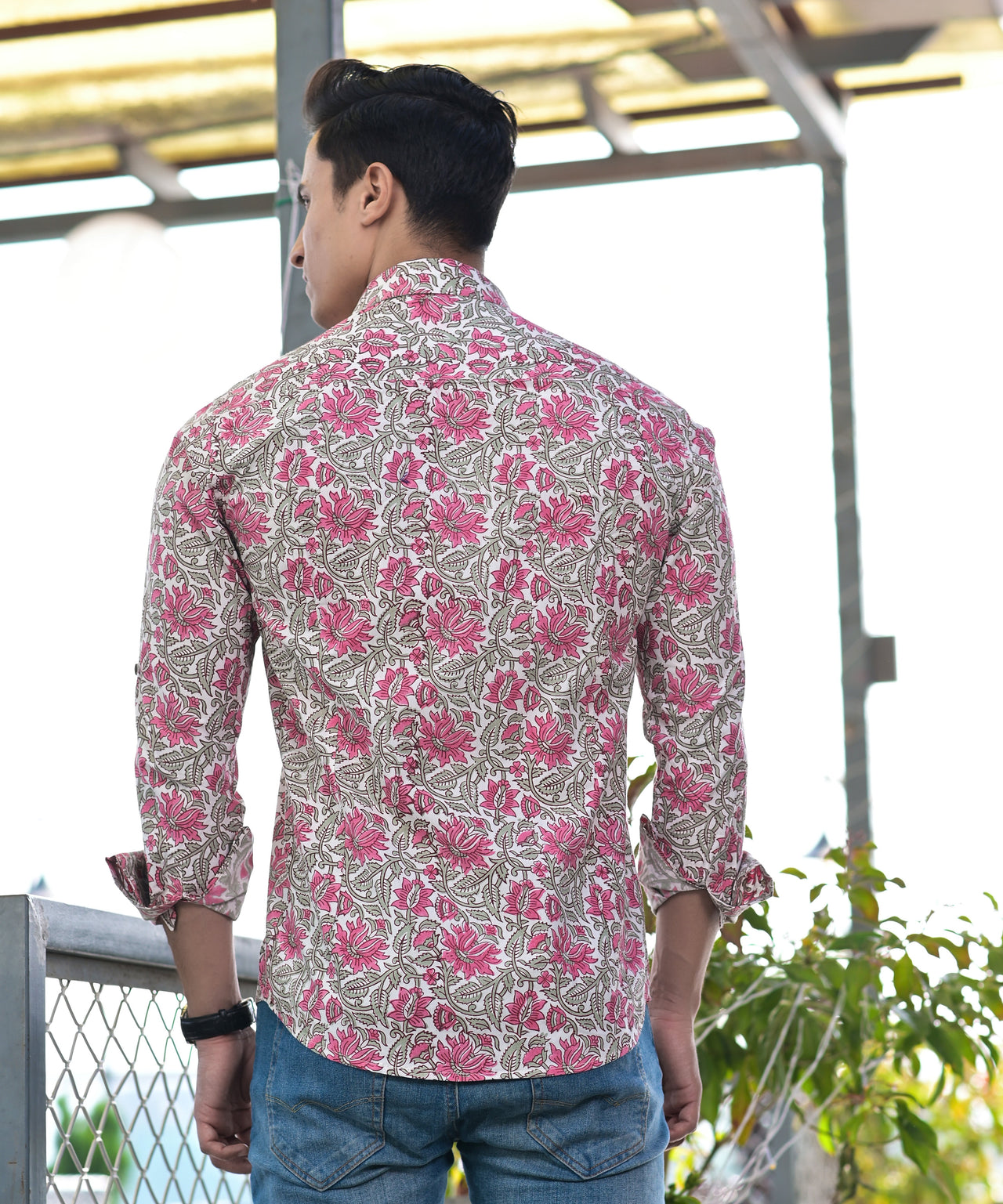 NOZ2TOZ Men Spread Collar Floral Printed Casual Shirt - Pink - Distacart