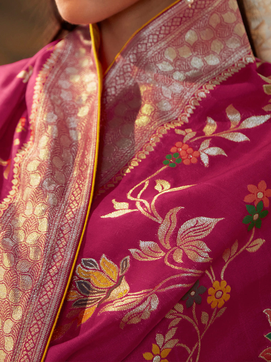 Mitera Pink & White Ethnic Motifs Zari Silk Banarasi Saree - Distacart