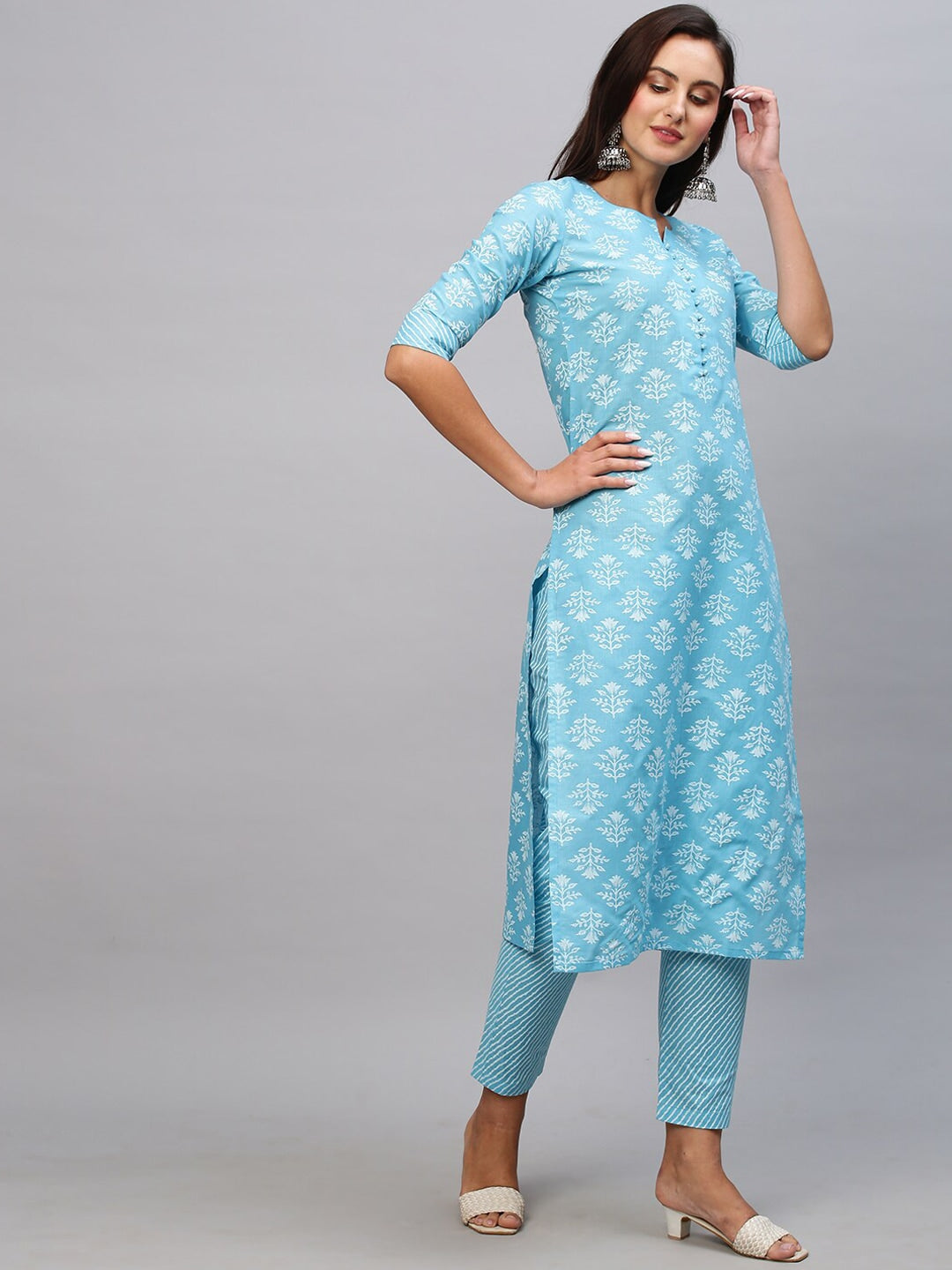 Kalini Women Ethnic Motifs Printed Notch Neck Kurta with Trousers - Distacart
