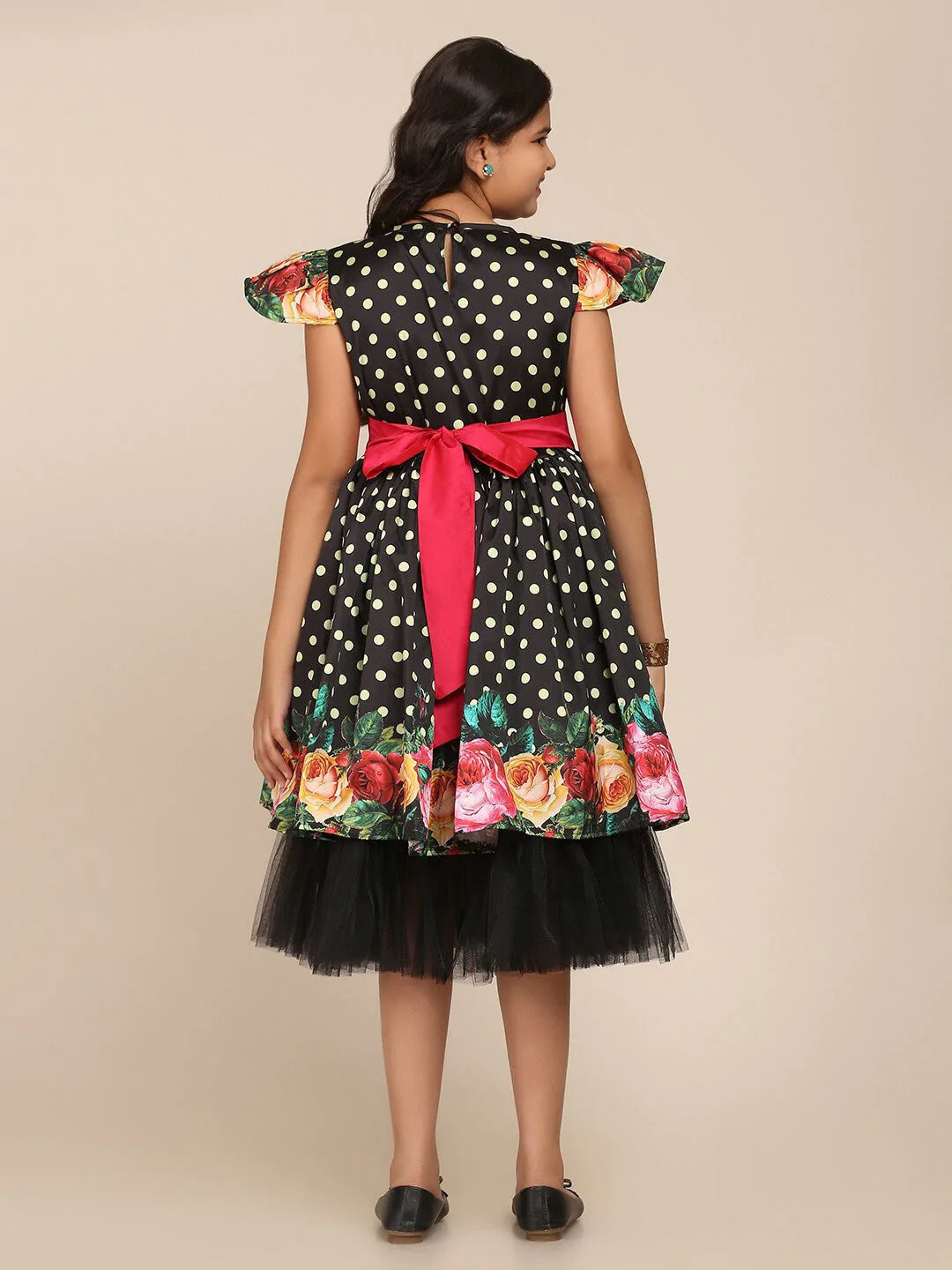 NOZ2TOZ Black & White Floral Midi Dress For Girls - Distacart