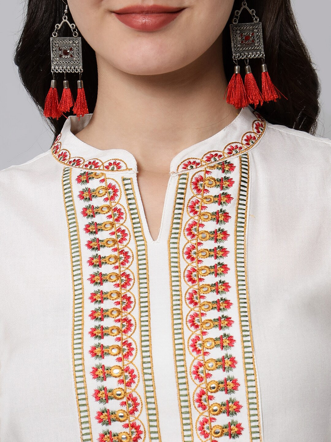 Kalini Women White Embroidered Thread Work Kurta - Distacart