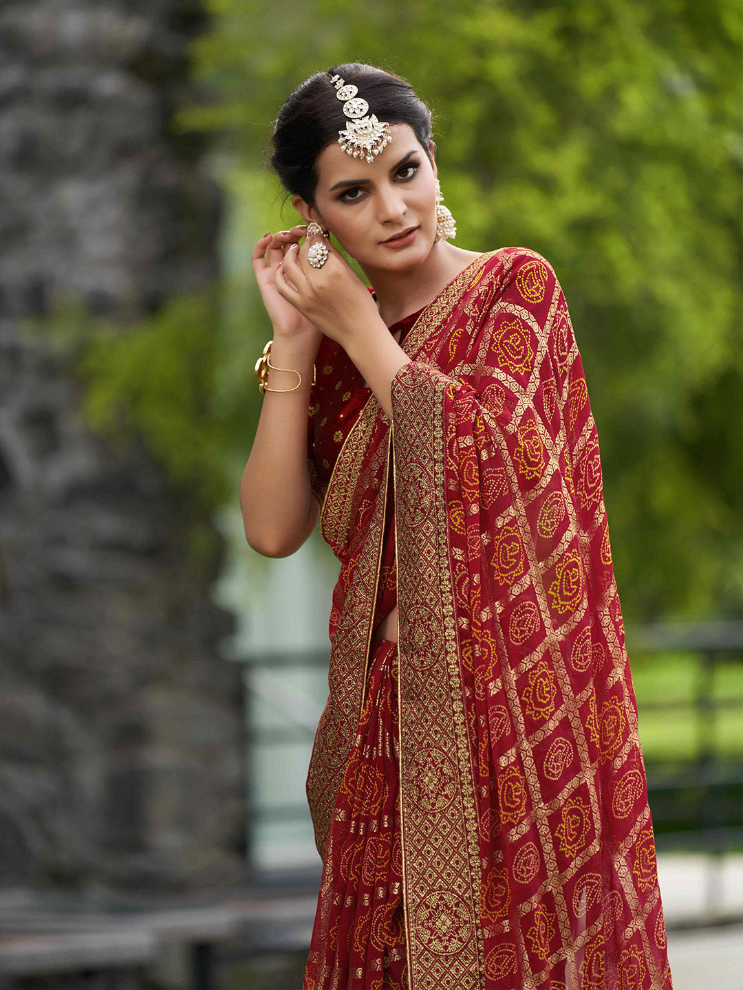 Mitera Ethnic Motifs Printed Pure Georgette Saree - Distacart