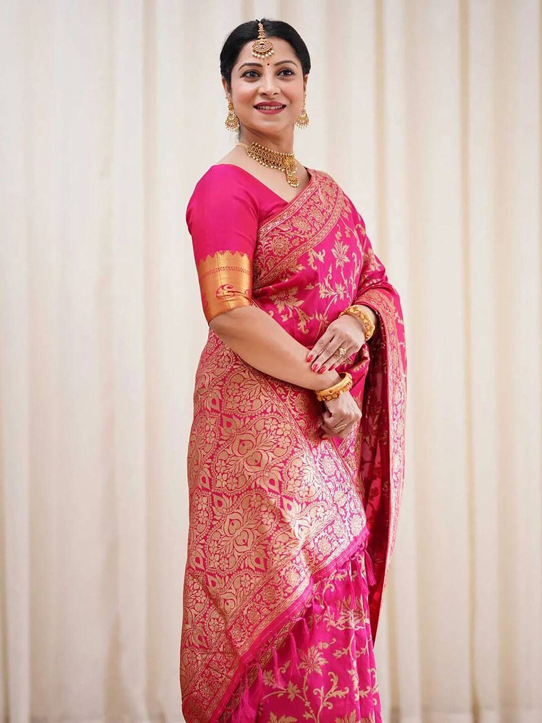 Kalini Floral Woven Design Banarasi Saree - Distacart