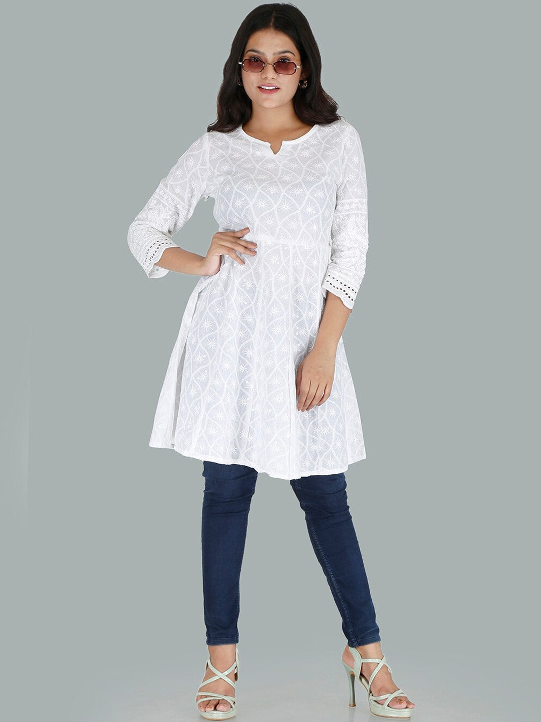 Kalini Women White Cotton Embroidered Chikankari Kurta - Distacart