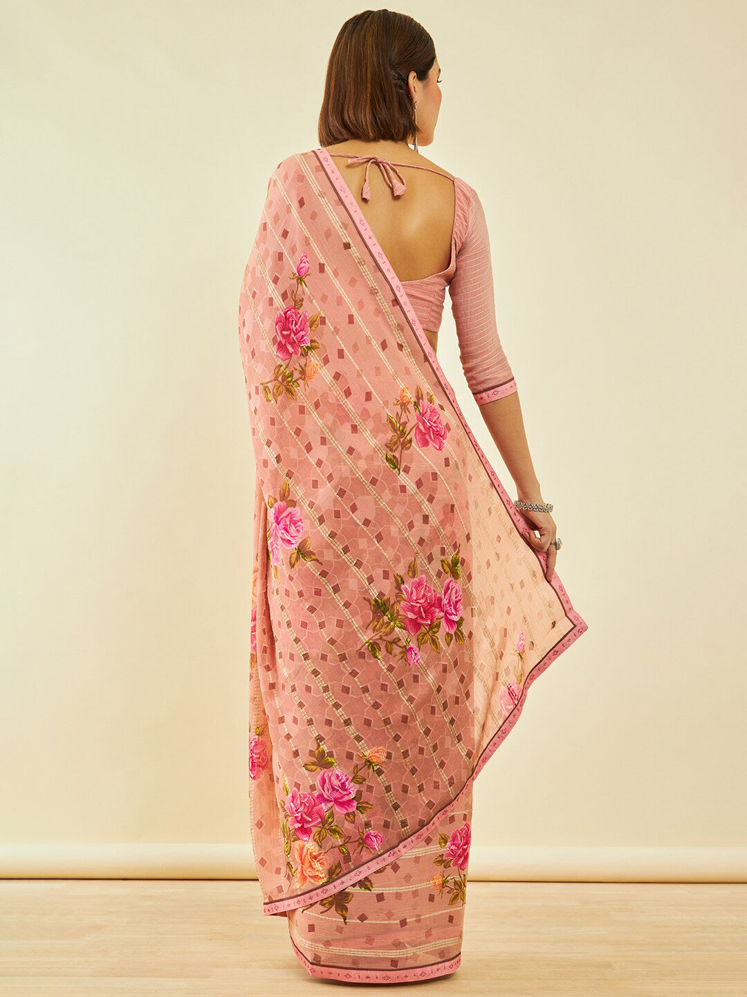 Soch Peach-Coloured Floral Printed Beads and Stones Saree - Distacart