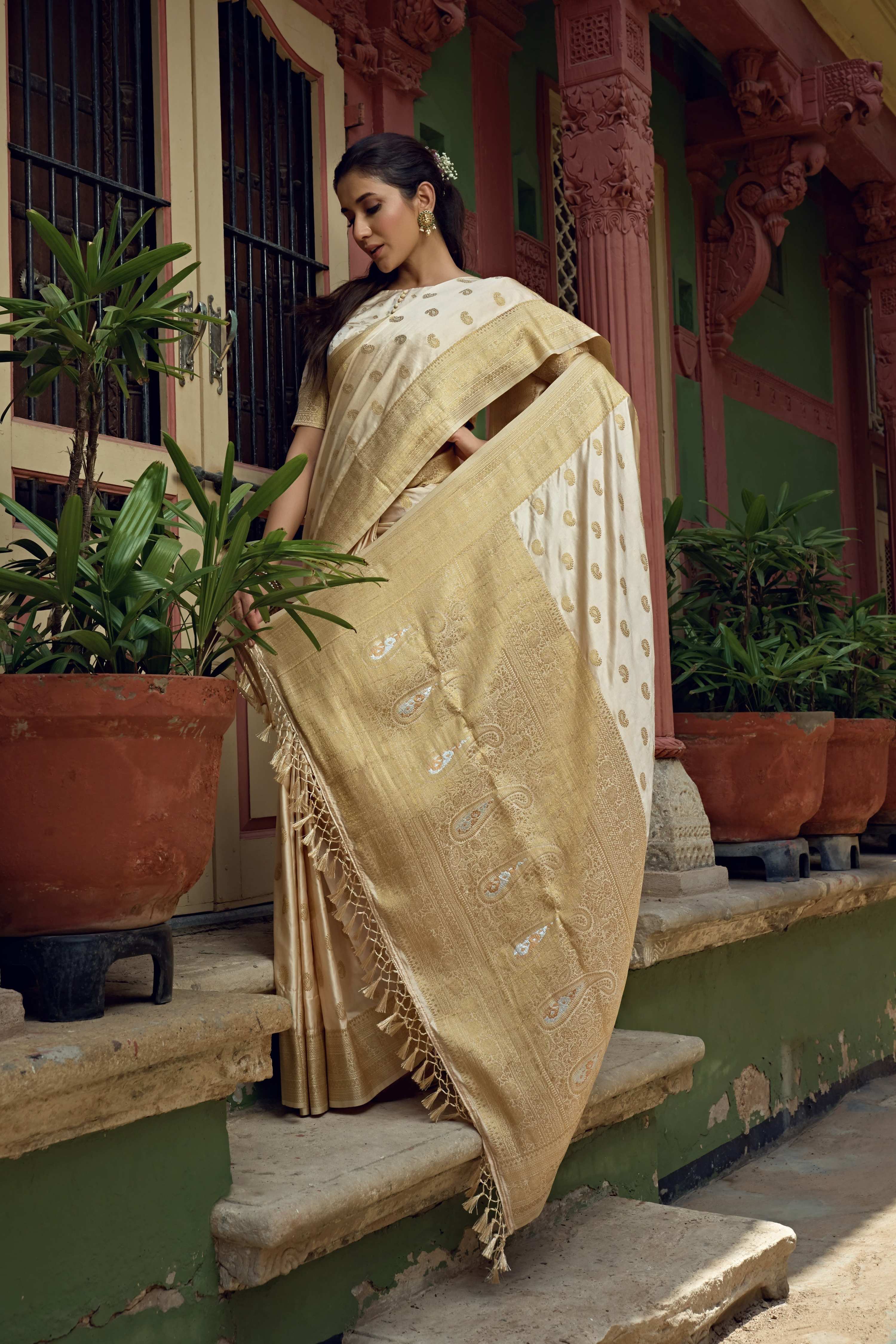 Vardha Ivory White Golden Zari Banarasi Satin Silk Saree