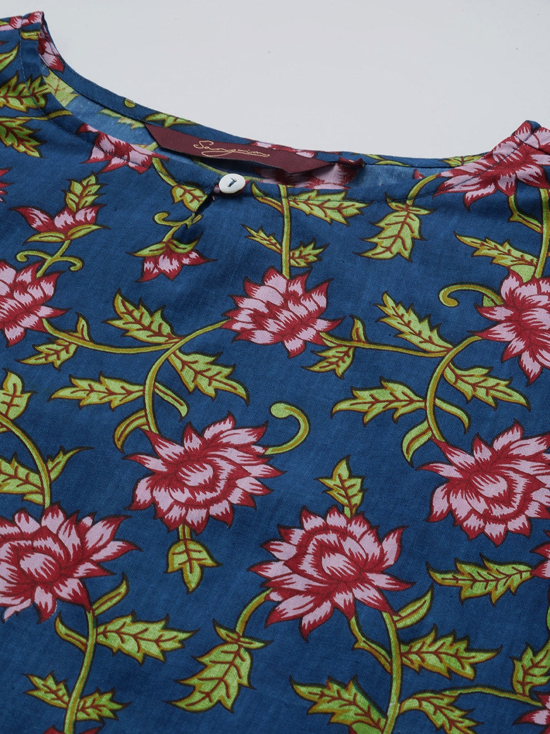 Sangria Floral Printed Boat Neck Straight Kurta - Distacart