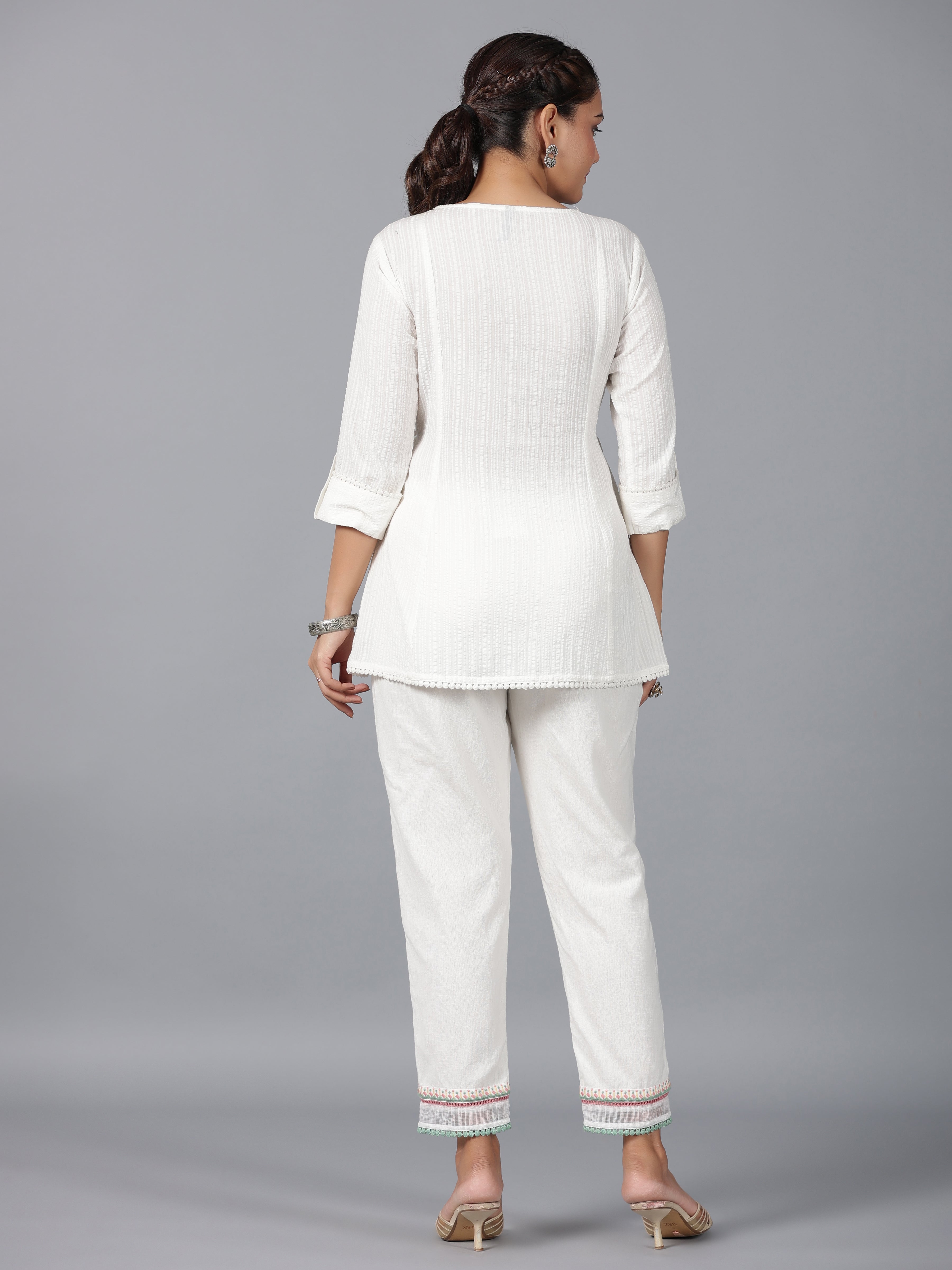 Juniper Women Off-White Seer Sucker Embroidered Clothing Set - Distacart