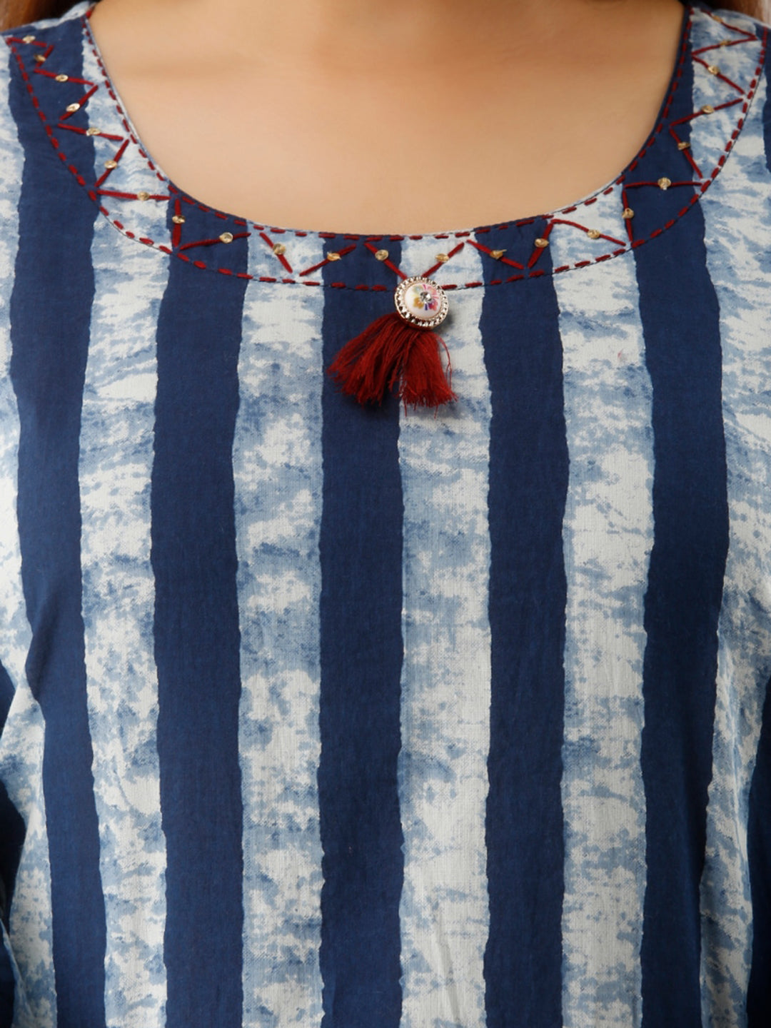 Kalini Women Blue Striped Floral Kurta - Distacart