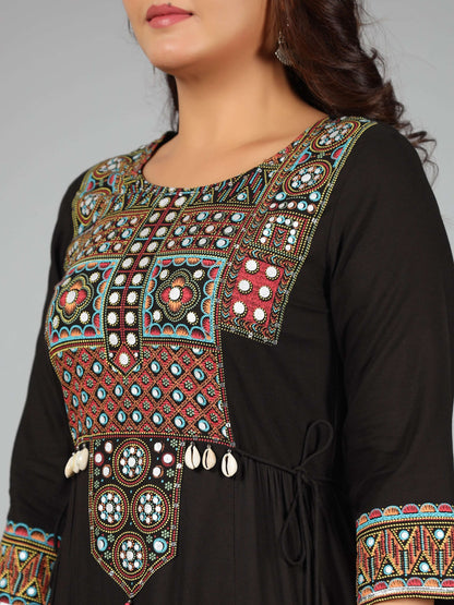 Juniper Women's Black Rayon Staple Printed Tiered Maxi Dress - Distacart