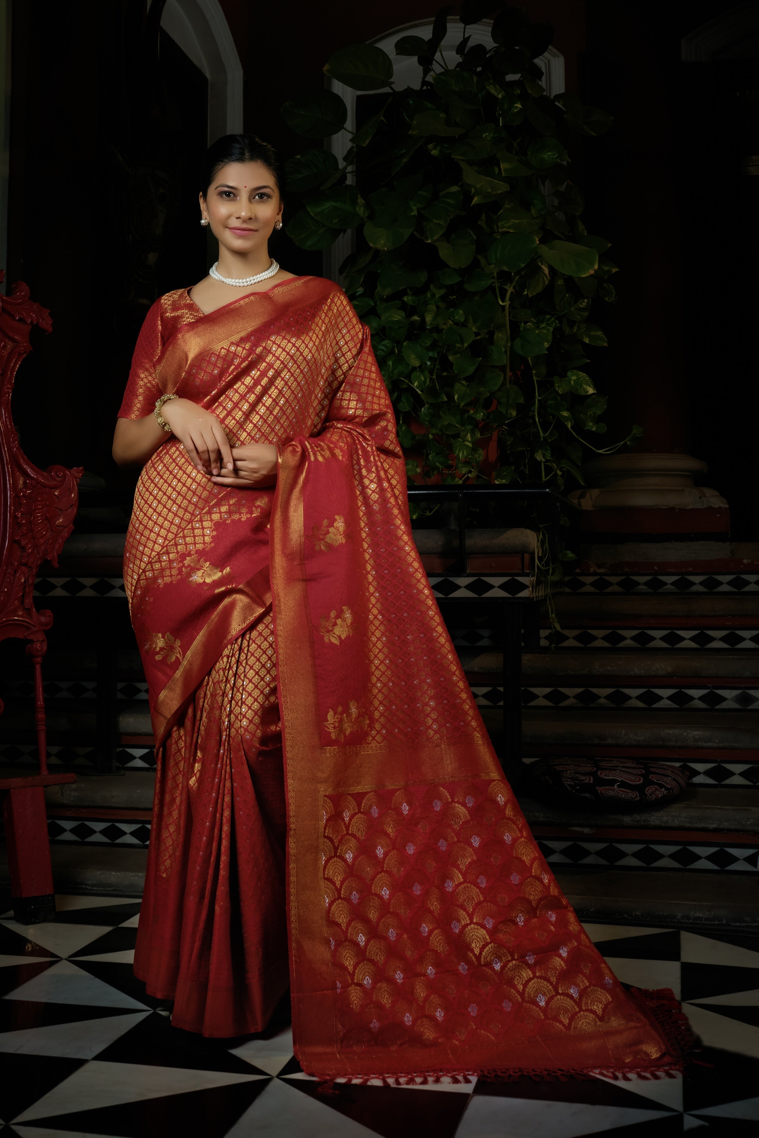 Vardha Candy Apple Red Copper-Silver Zari Kanjeevaram Silk Saree
