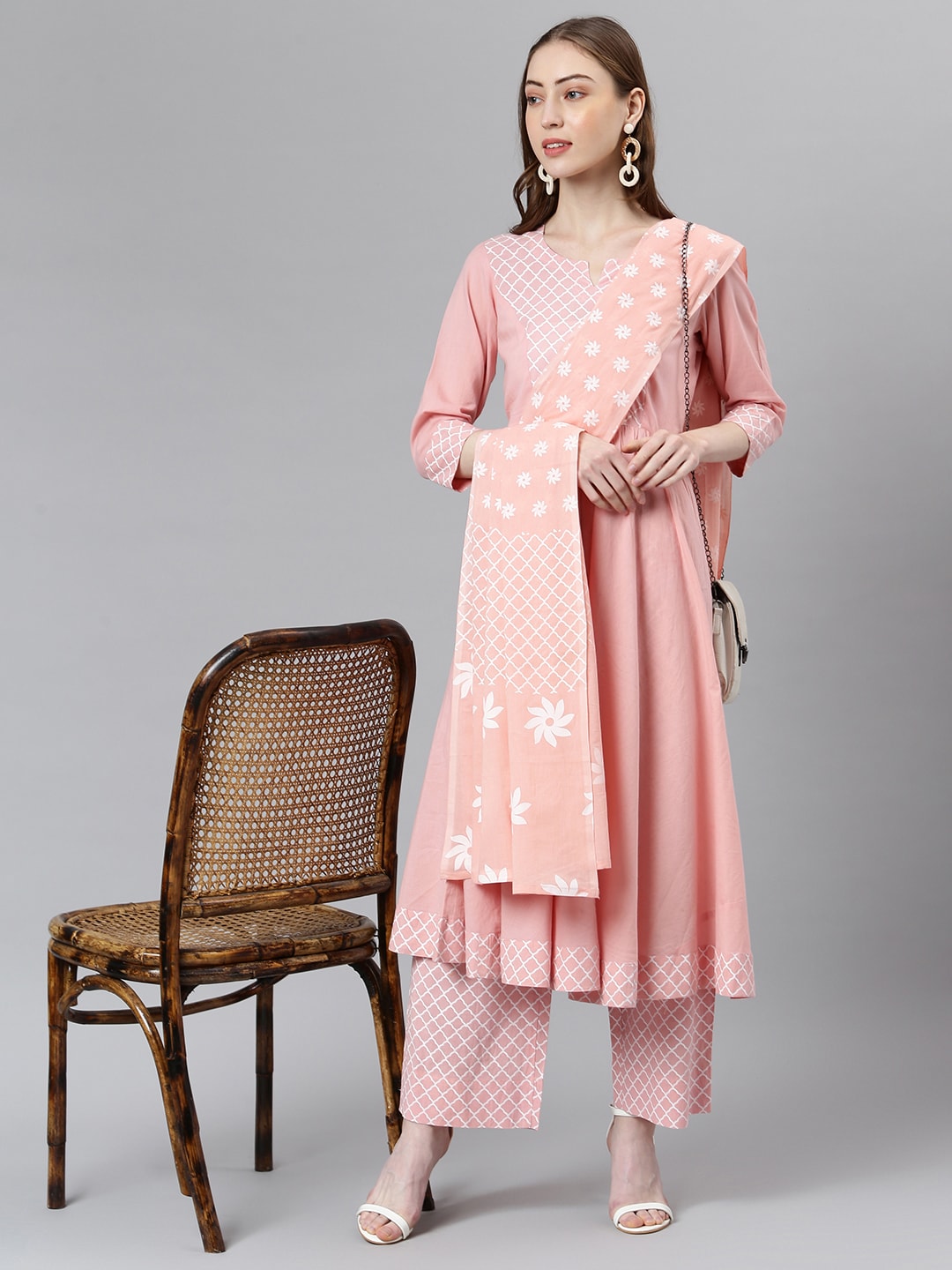 Khushal K Women Peach-Coloured Printed Kurta with Palazzos & Dupatta - Distacart