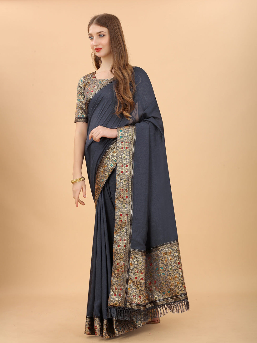 Kalini Women Grey & Gold-Toned Pure Silk Saree - Distacart