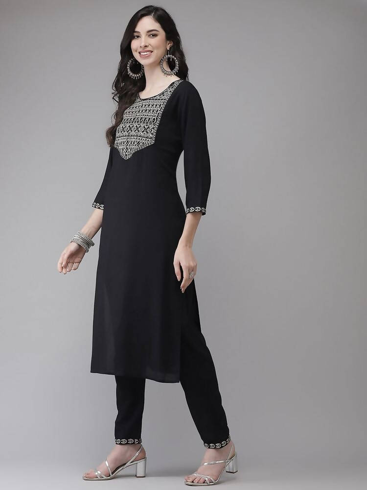 Yufta Women Black Solid Kurta with Trousers & With Dupatta