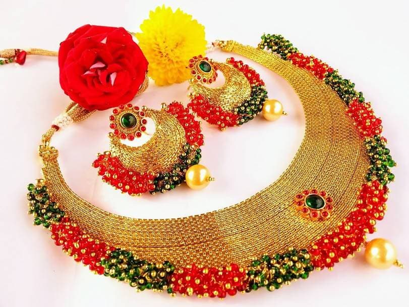 Multicolor Loreals Necklace Set