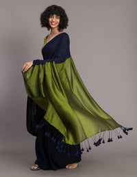 Thumbnail for Suta Blue Green Colourblocked Cotton Blend Saree - Distacart