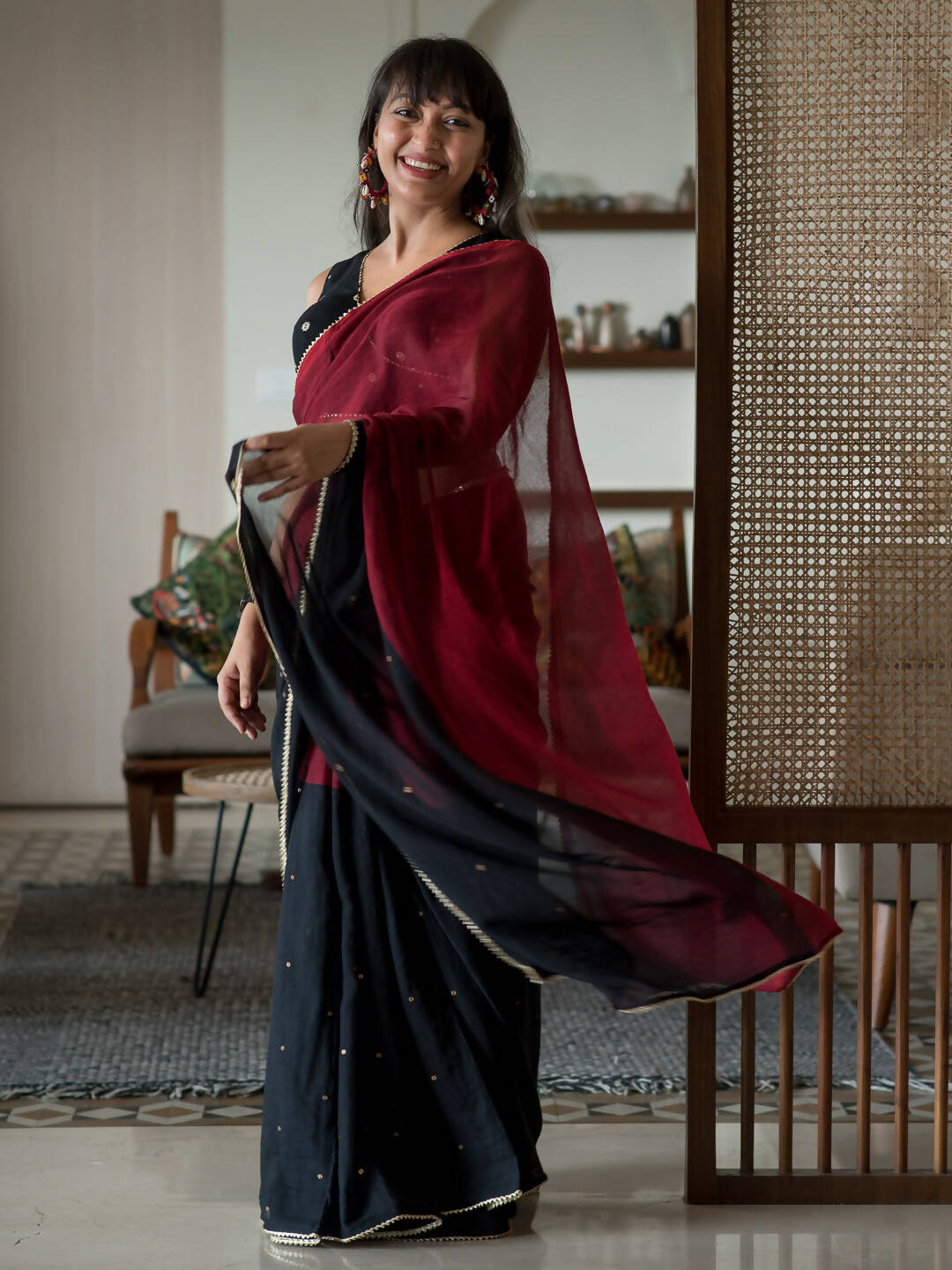 Suta Black Woven Design Pure Cotton Saree - Distacart