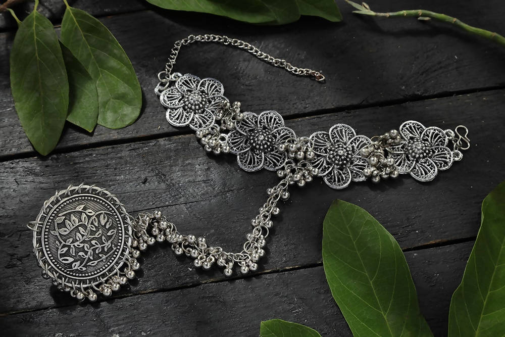 Mominos Fashion Kamal Johar Oxidised Silver-Plated Floral Design Bracelet