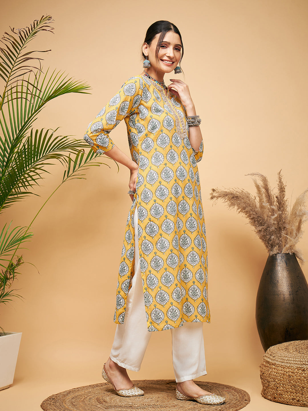InWeave Women's Sunset Boota Print Gota Straight Kurta - Distacart