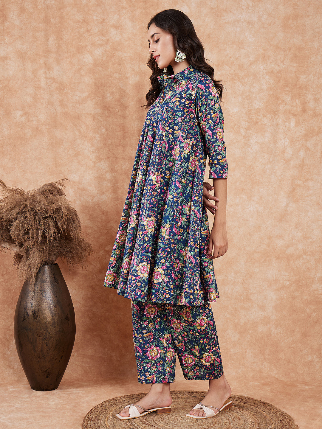 InWeave Women's Blue Green Pink Floral Print Flared Kurta Pant Set - Distacart