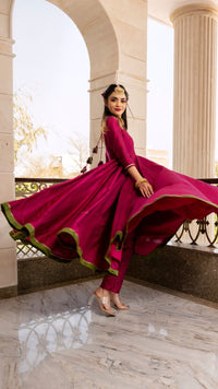 Thumbnail for Pomcha Jaipur Magenta Lilly Anarkali Set - Distacart