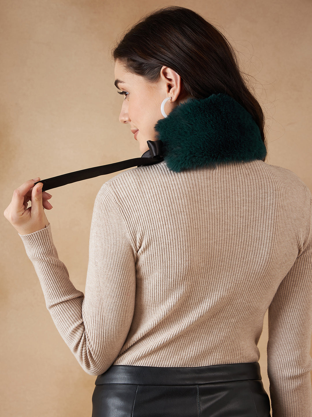 InWeave Women's Dark Teal Fur Neckpiece - Distacart