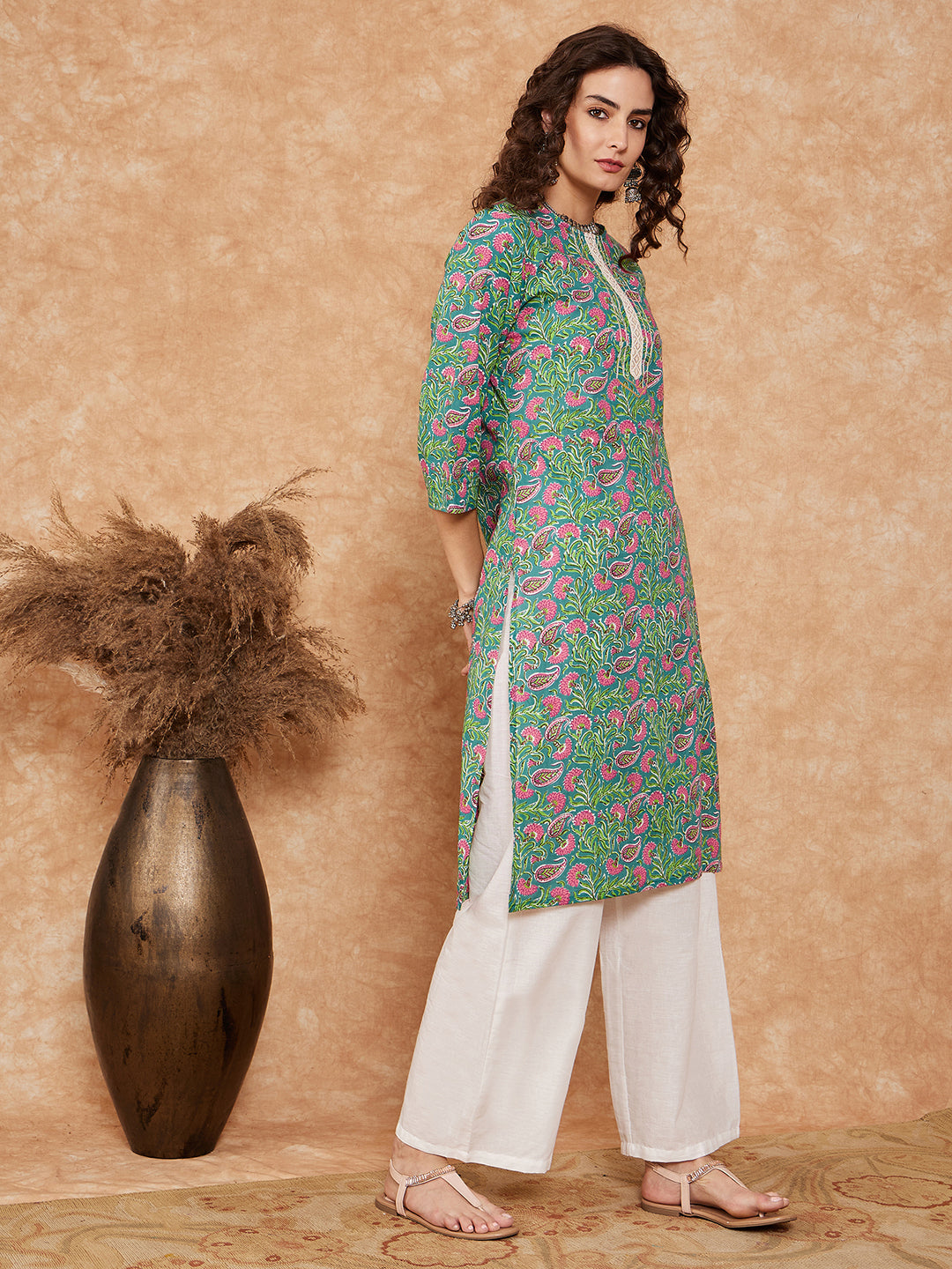 InWeave Women's Sea Green Pink Lace Gota Work Straight Kurta - Distacart