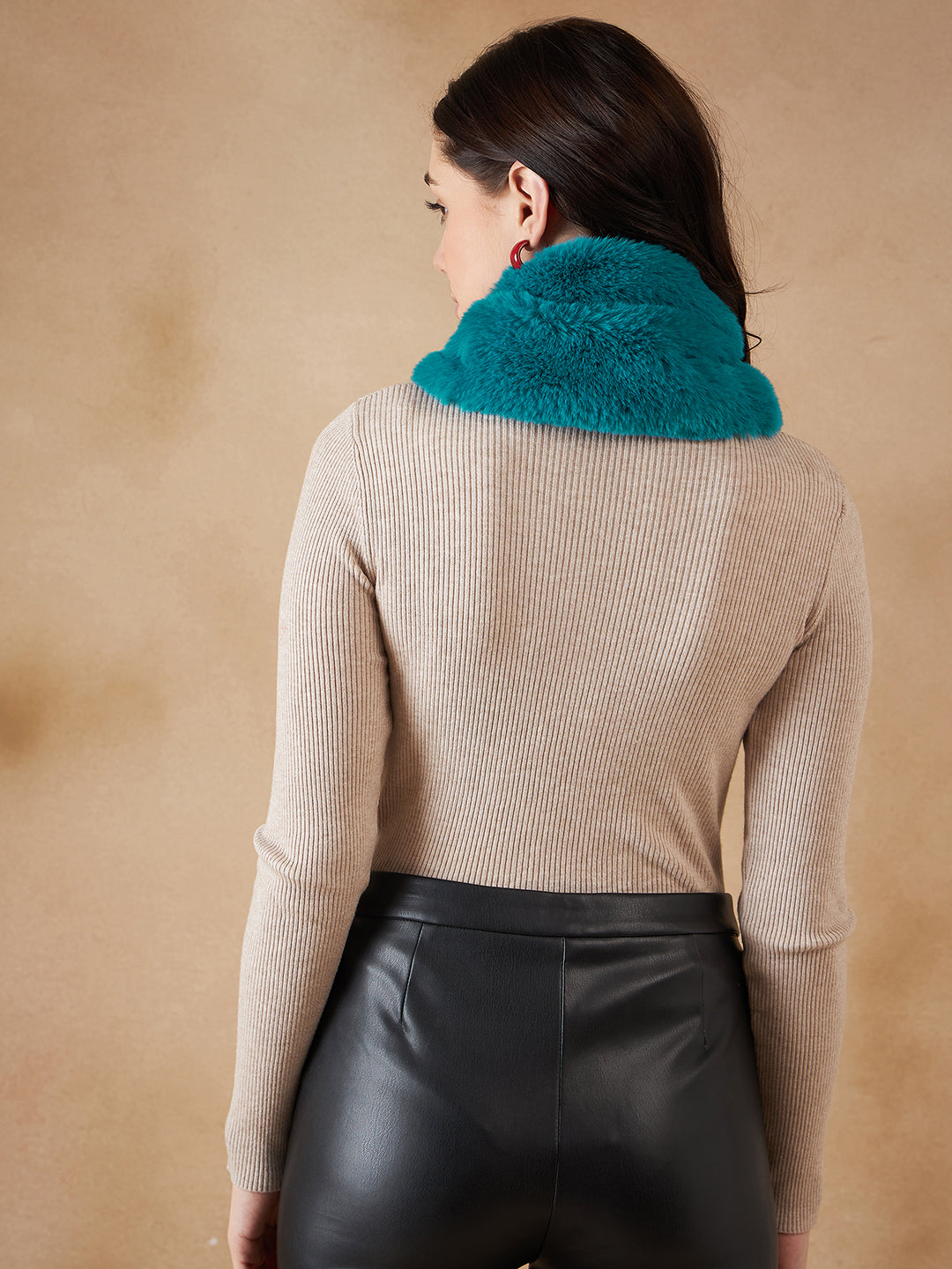 InWeave Women's Cyan Blue Faux Fur Neck Warmer - Distacart