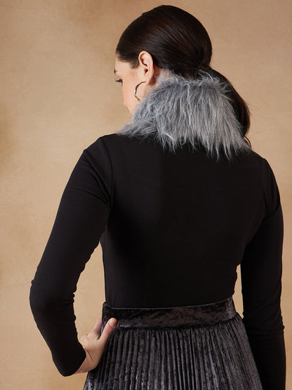 InWeave Women's Light Grey Fur Neckpiece - Distacart