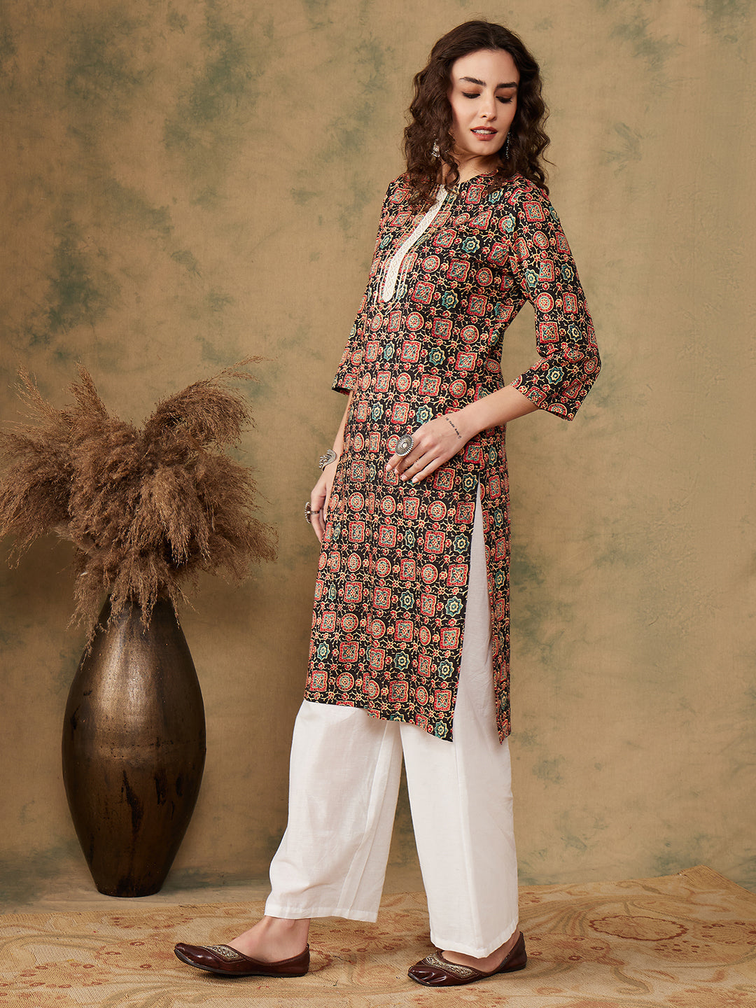 InWeave Women's Black Maroon Print Lace Gota Work Straight Kurta - Distacart