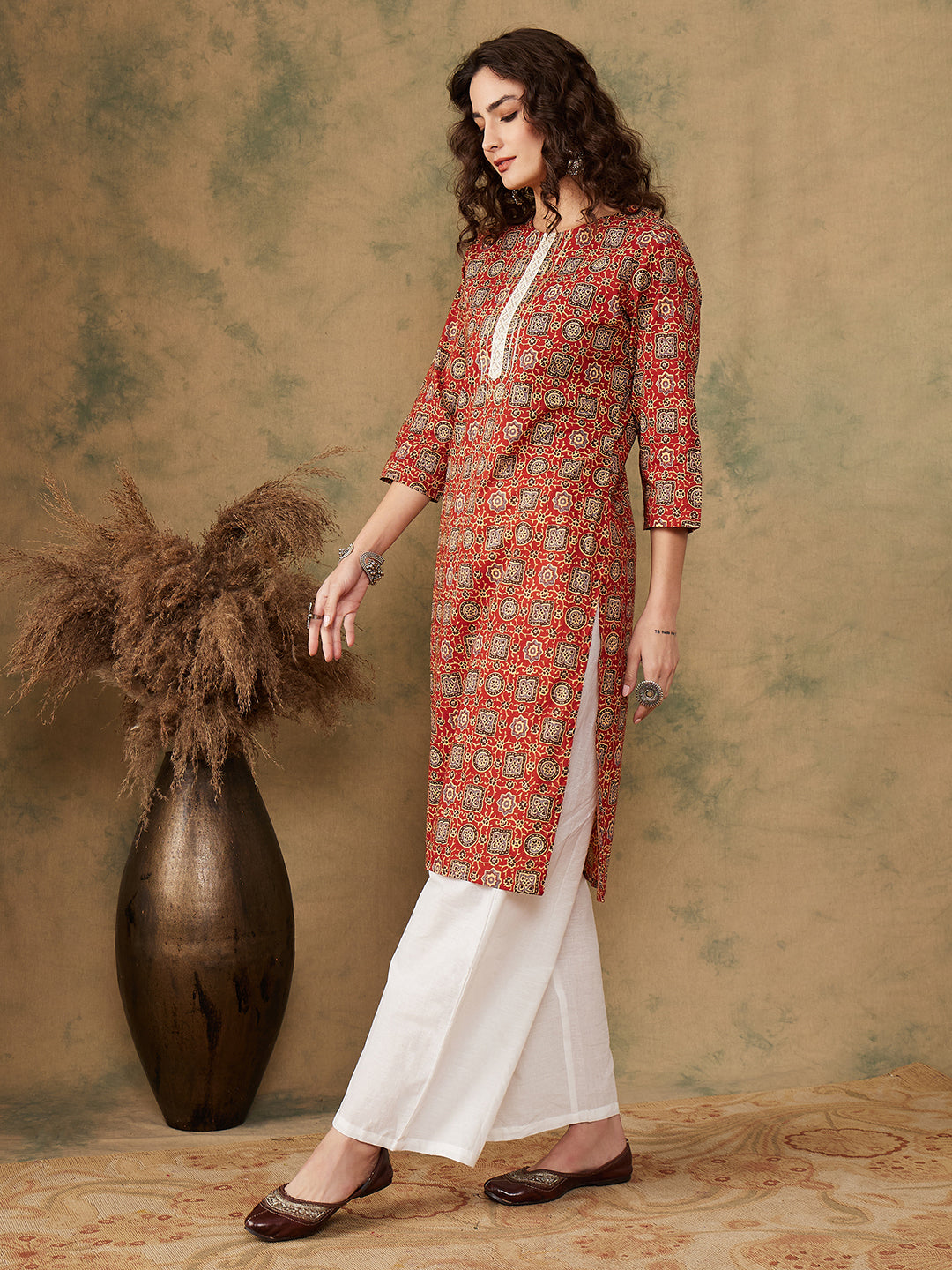 InWeave Women's Maroon Ethnic Print Lace Gota Work Straight Kurta - Distacart