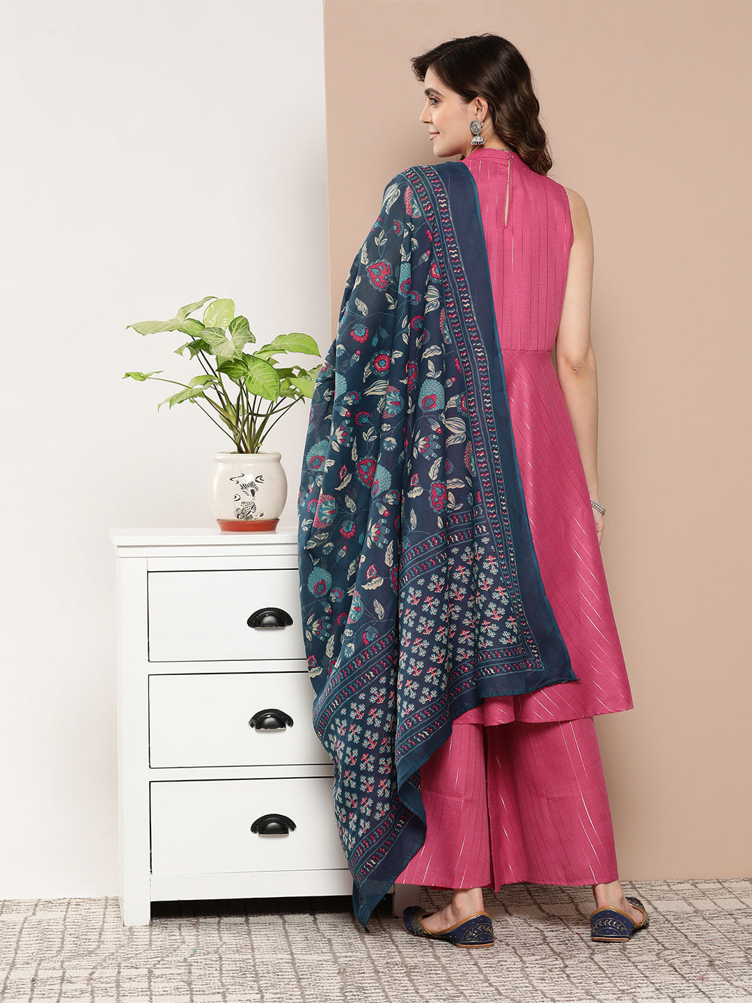 InWeave Women's Fuchsia Lurex Boho Kurta Set With Blue Printed Cotton Dupatta - Distacart