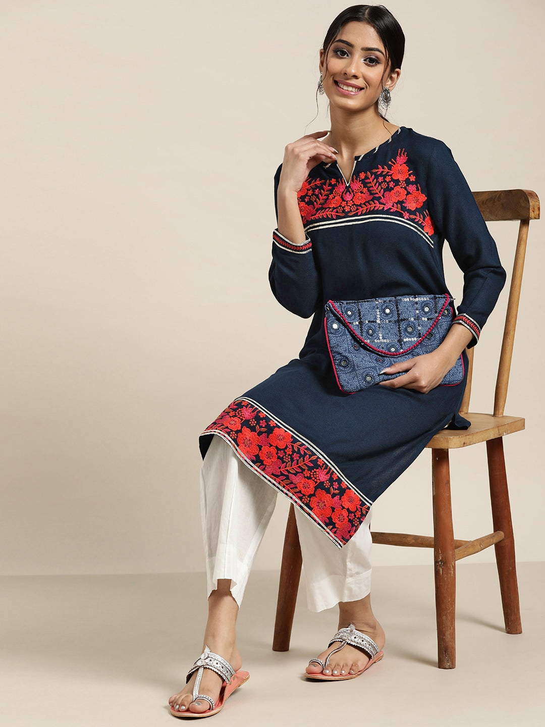 Sangria Women Blue Floral Kurta - Distacart