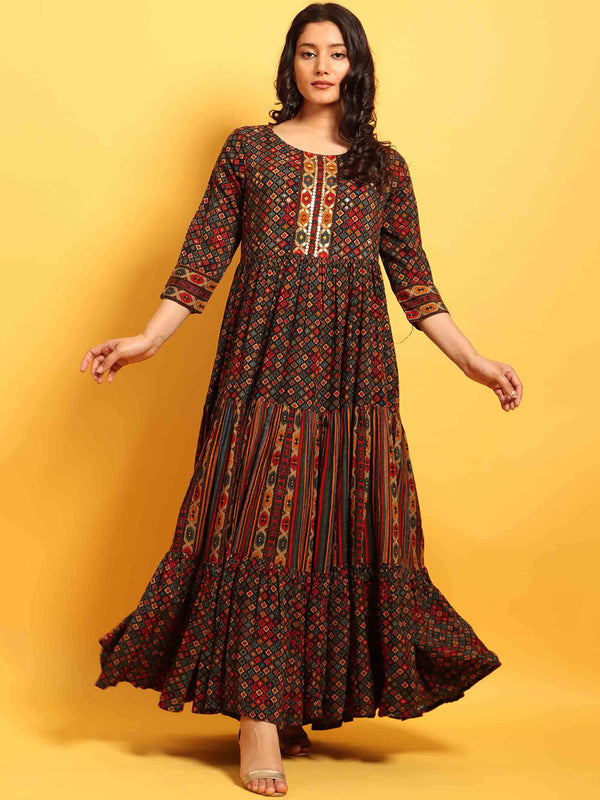 Kalini Women Black & Green Geometric Embroidered Anarkali Kurta - Distacart