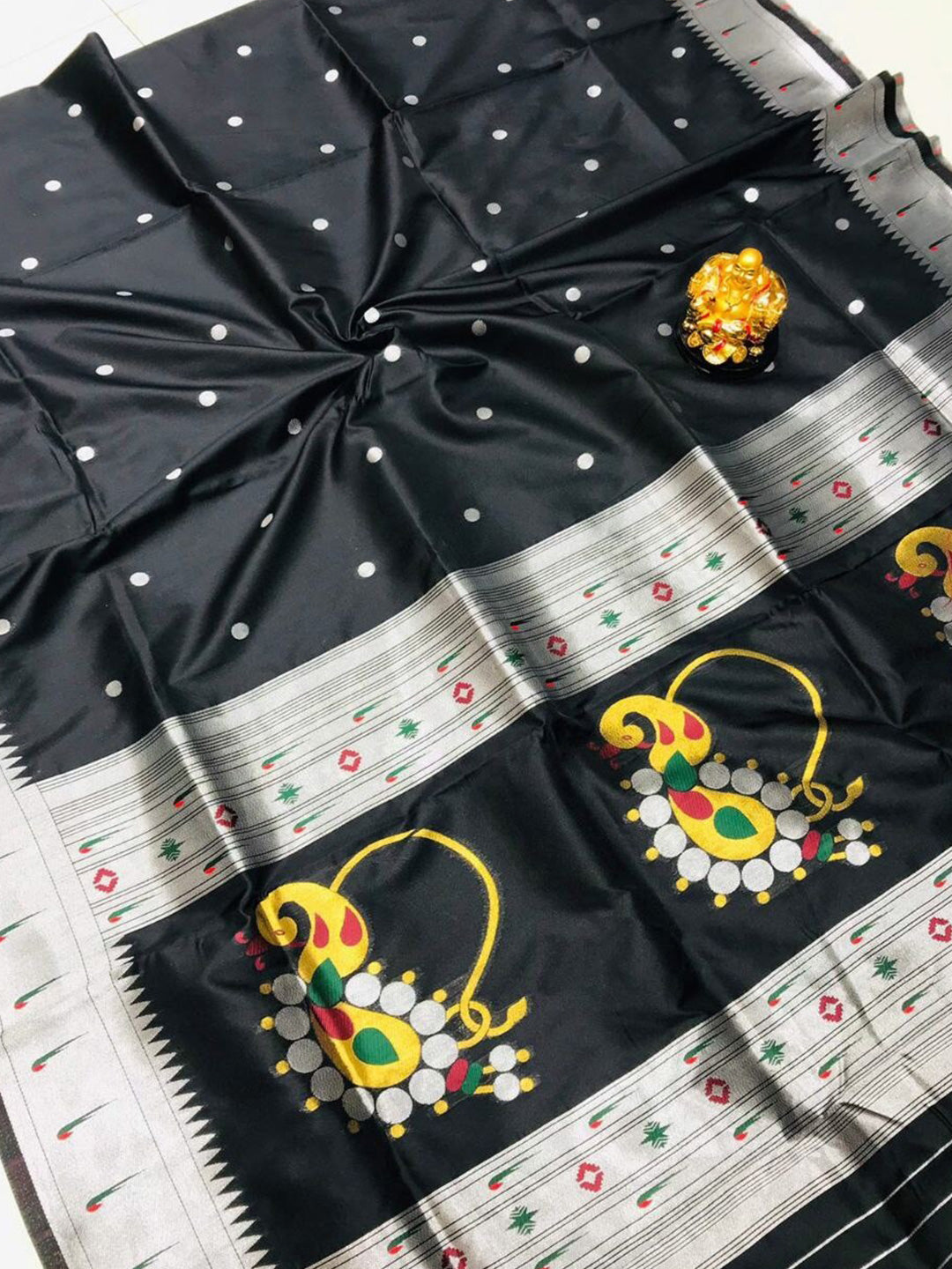 Kalini Geometric Woven Design Zari Silk Blend Paithani Saree - Distacart