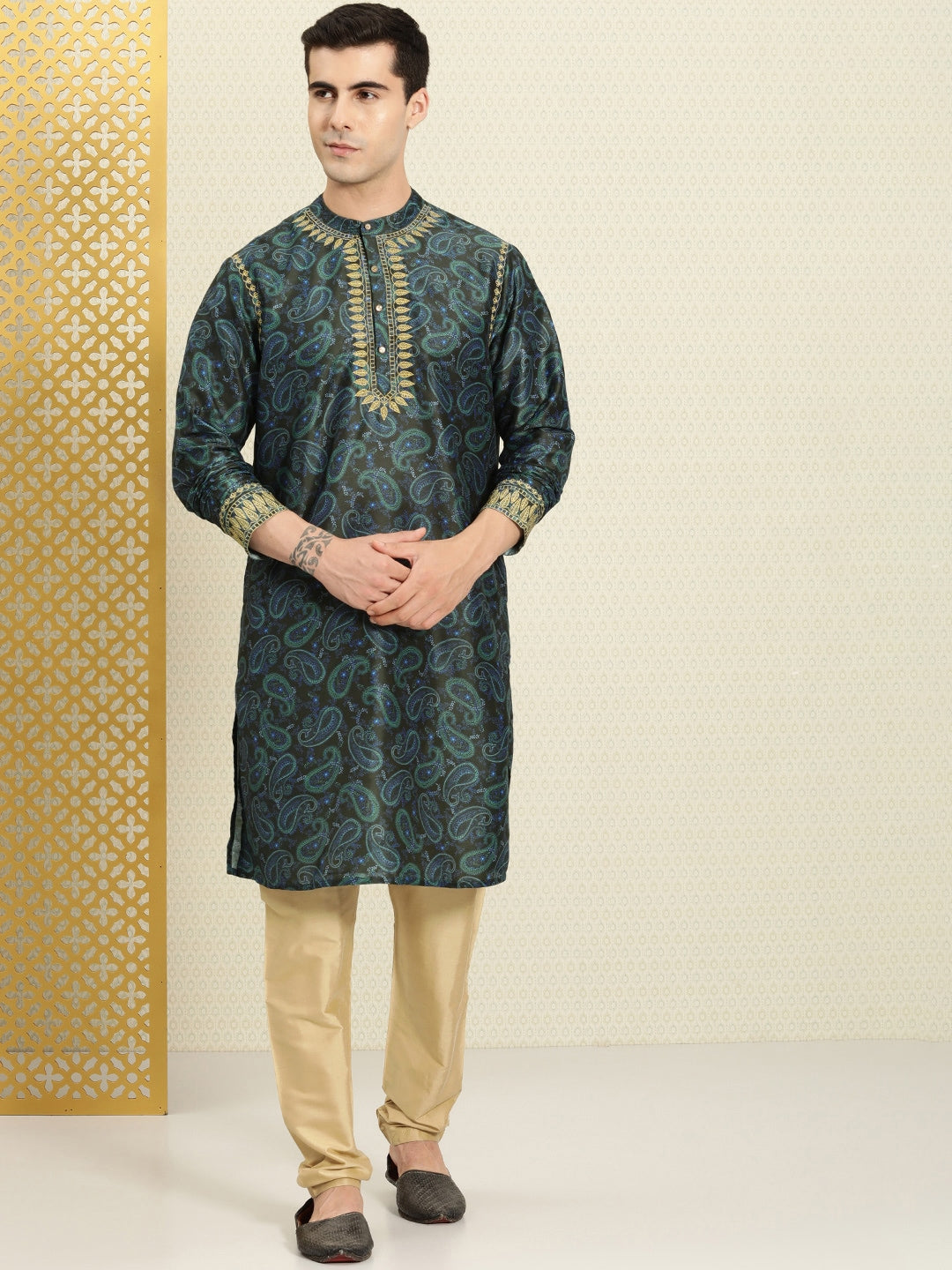 House of Pataudi Paisley Printed Rozana Kurta With Zari Detail - Distacart